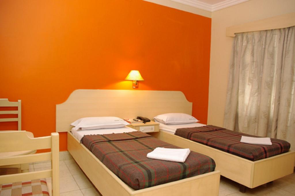 Rivera Hotel Chennai Room photo